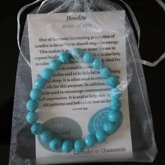 Howlite Turquoise Stretch Bracelet - Picture 9 of 9